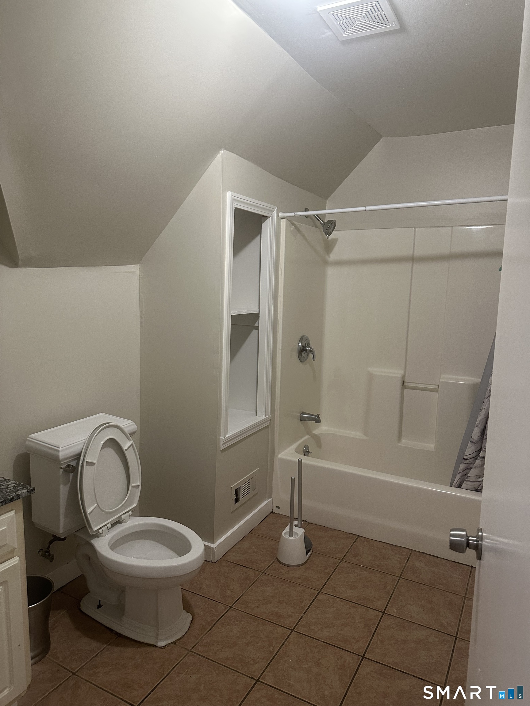 193-195 Cottage Street Bridgeport CT 06604
