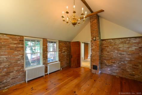 15 Hawkins Road Southbury CT 06488