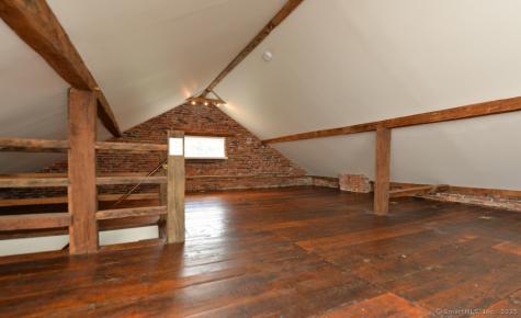 15 Hawkins Road Southbury CT 06488