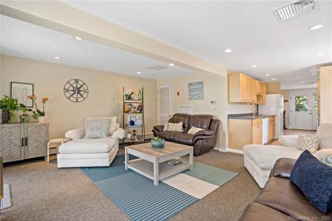 210 Broadway Road Milford CT 06460