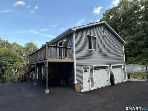 8 Cawdor Burn Road Brookfield CT 06804