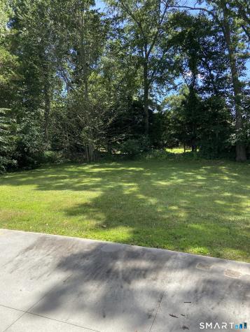 109 Cottage Street Trumbull CT 06611
