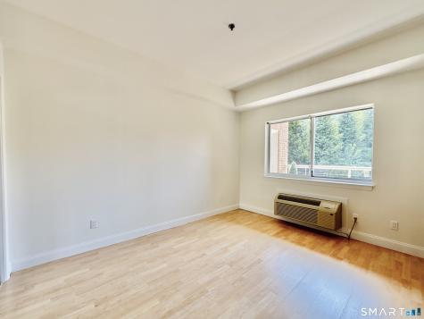 98 Southfield Avenue Stamford CT 06902