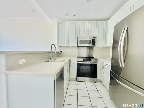 98 Southfield Avenue Stamford CT 06902