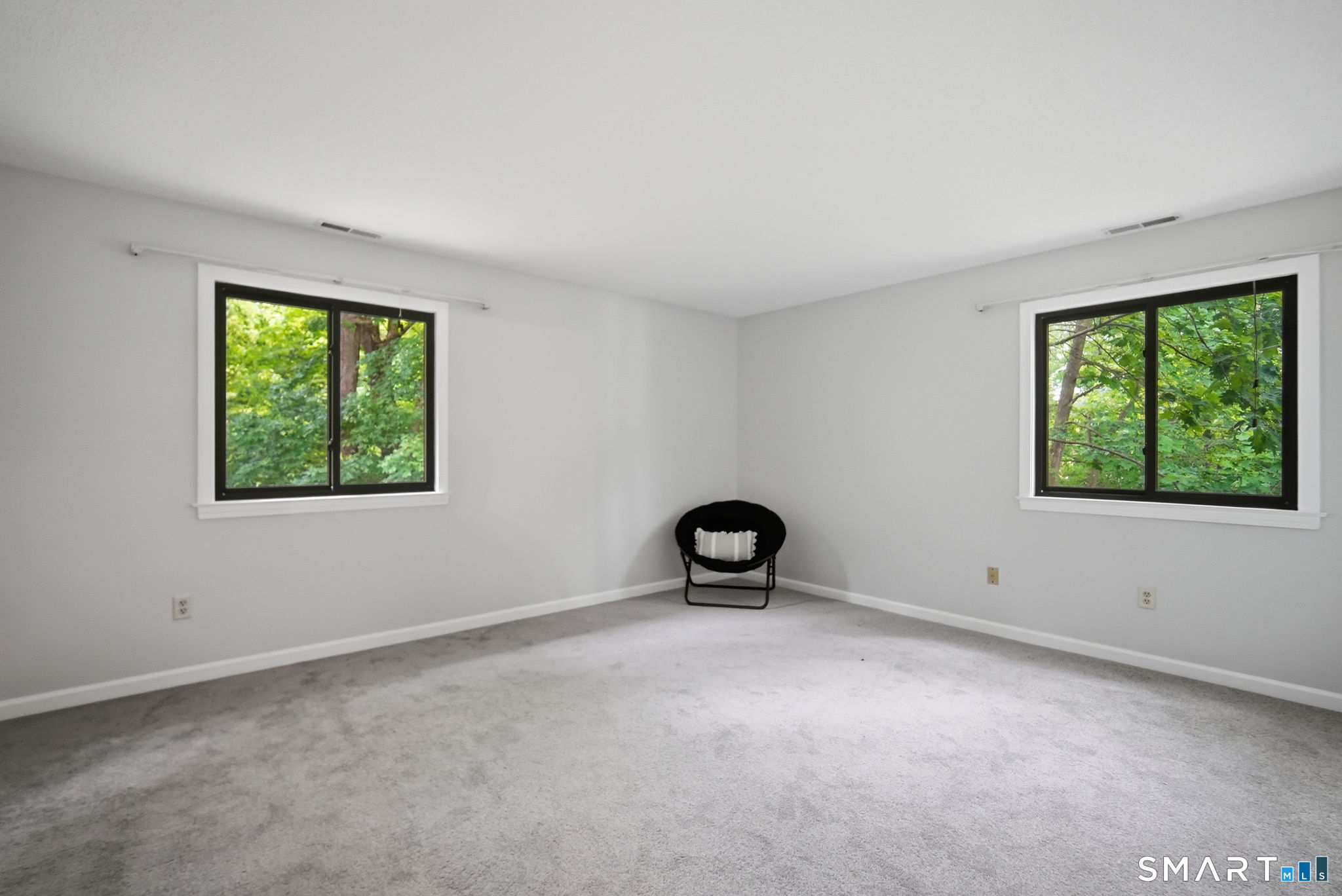 808 Mill Pond Drive South Windsor CT 06074