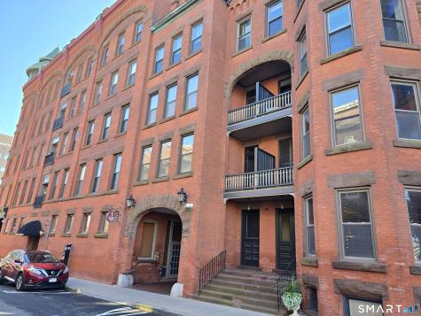 1 Linden Place Hartford CT 06106