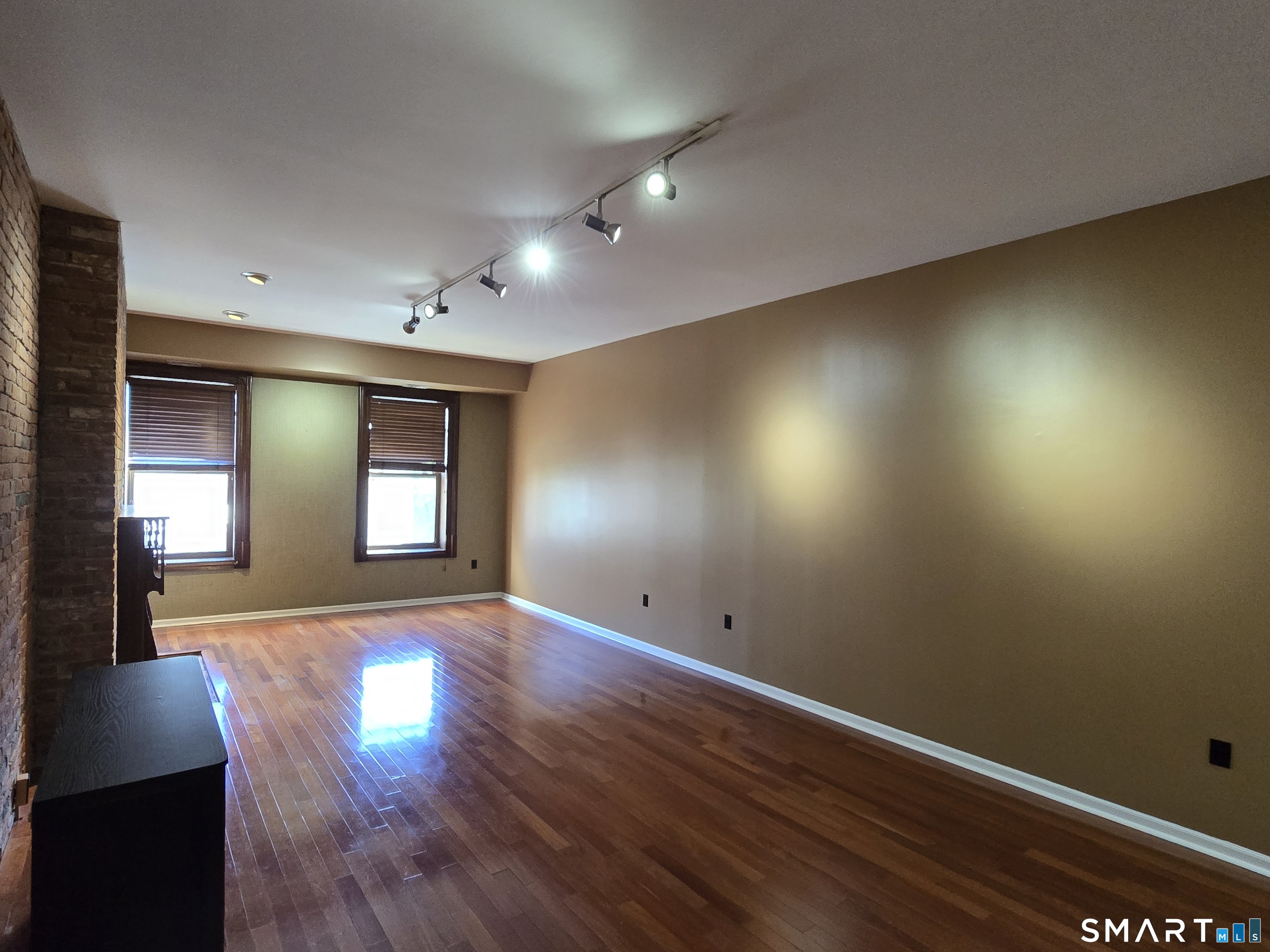 1 Linden Place Hartford CT 06106