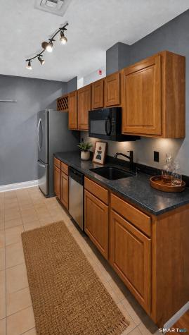 1 Linden Place Hartford CT 06106