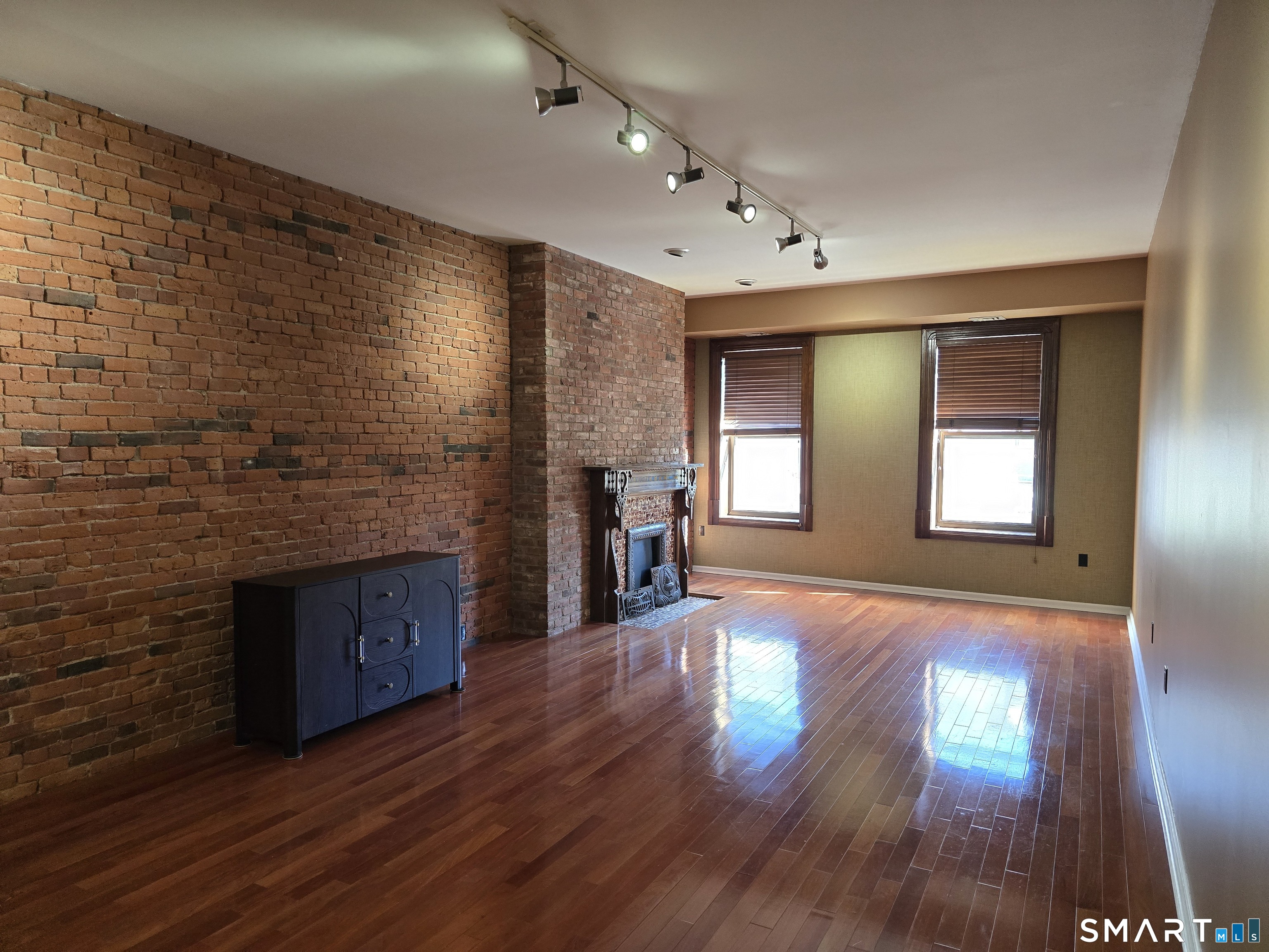 1 Linden Place Hartford CT 06106