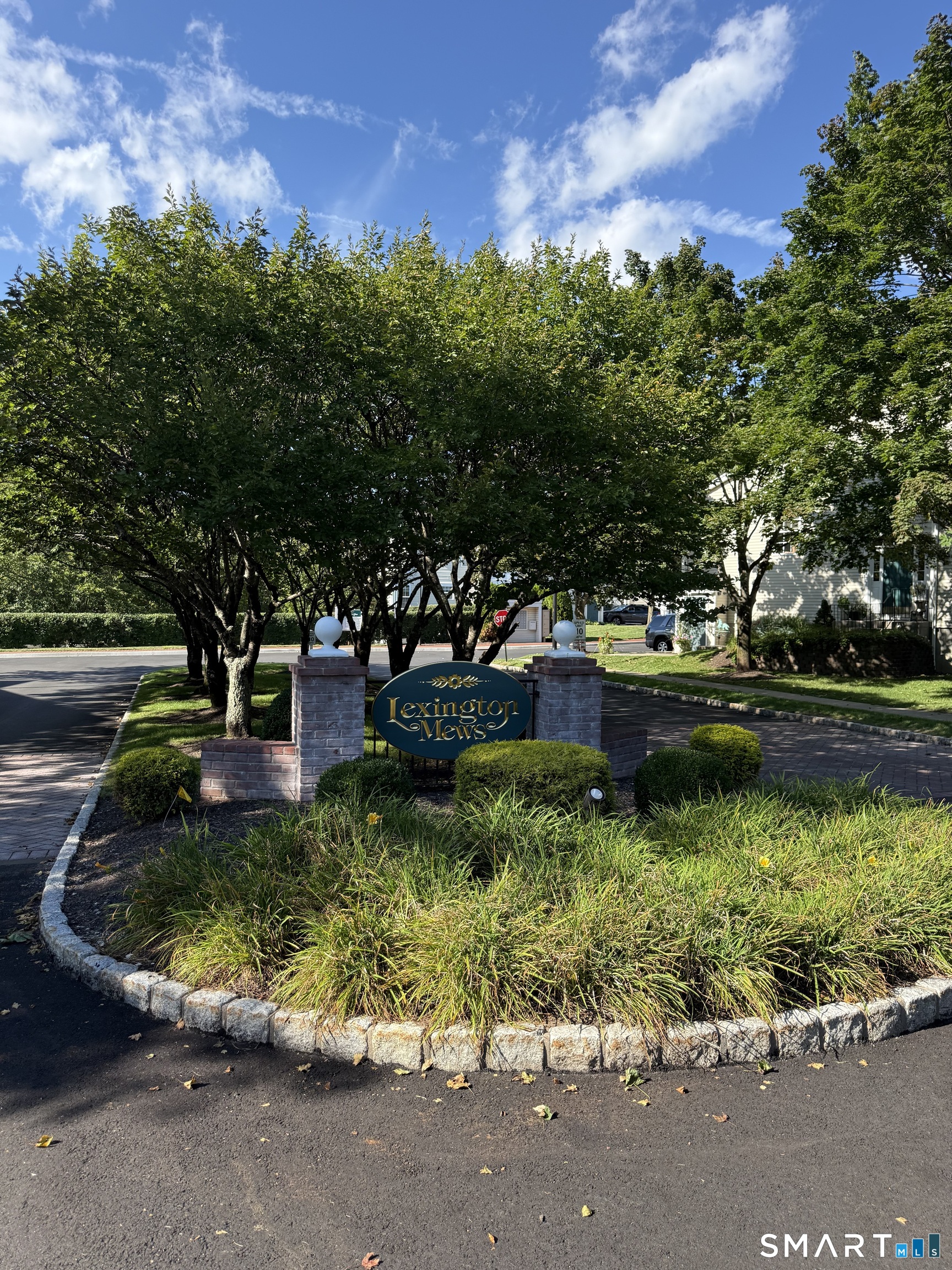 2002 Eaton Court Danbury CT 06811