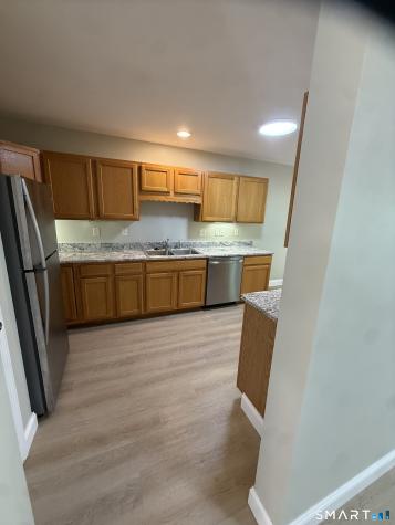 2002 Eaton Court Danbury CT 06811