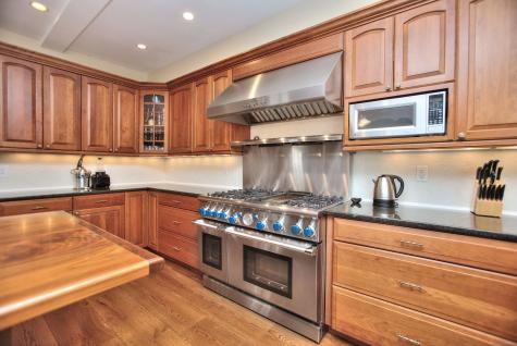 1 Vineyard Lane Westport CT 06880