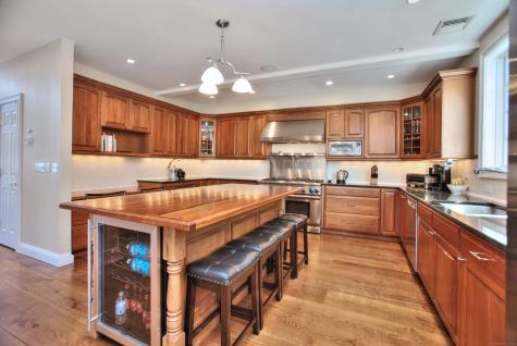 1 Vineyard Lane Westport CT 06880