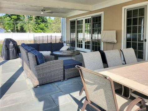 1 Vineyard Lane Westport CT 06880
