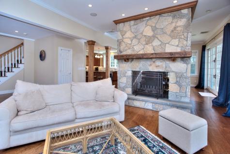 1 Vineyard Lane Westport CT 06880
