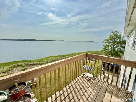 3 Bayview Place West Haven CT 06516