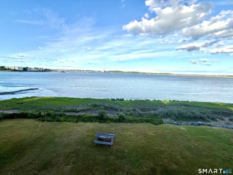 3 Bayview Place West Haven CT 06516