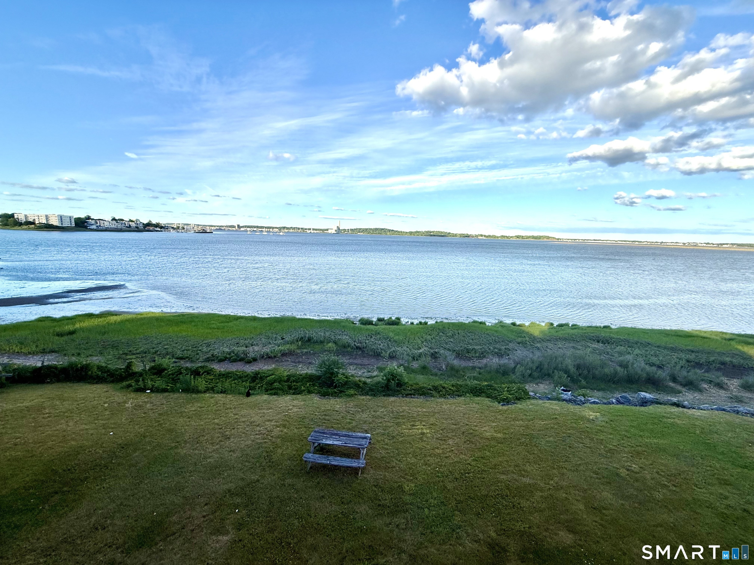 3 Bayview Place West Haven CT 06516