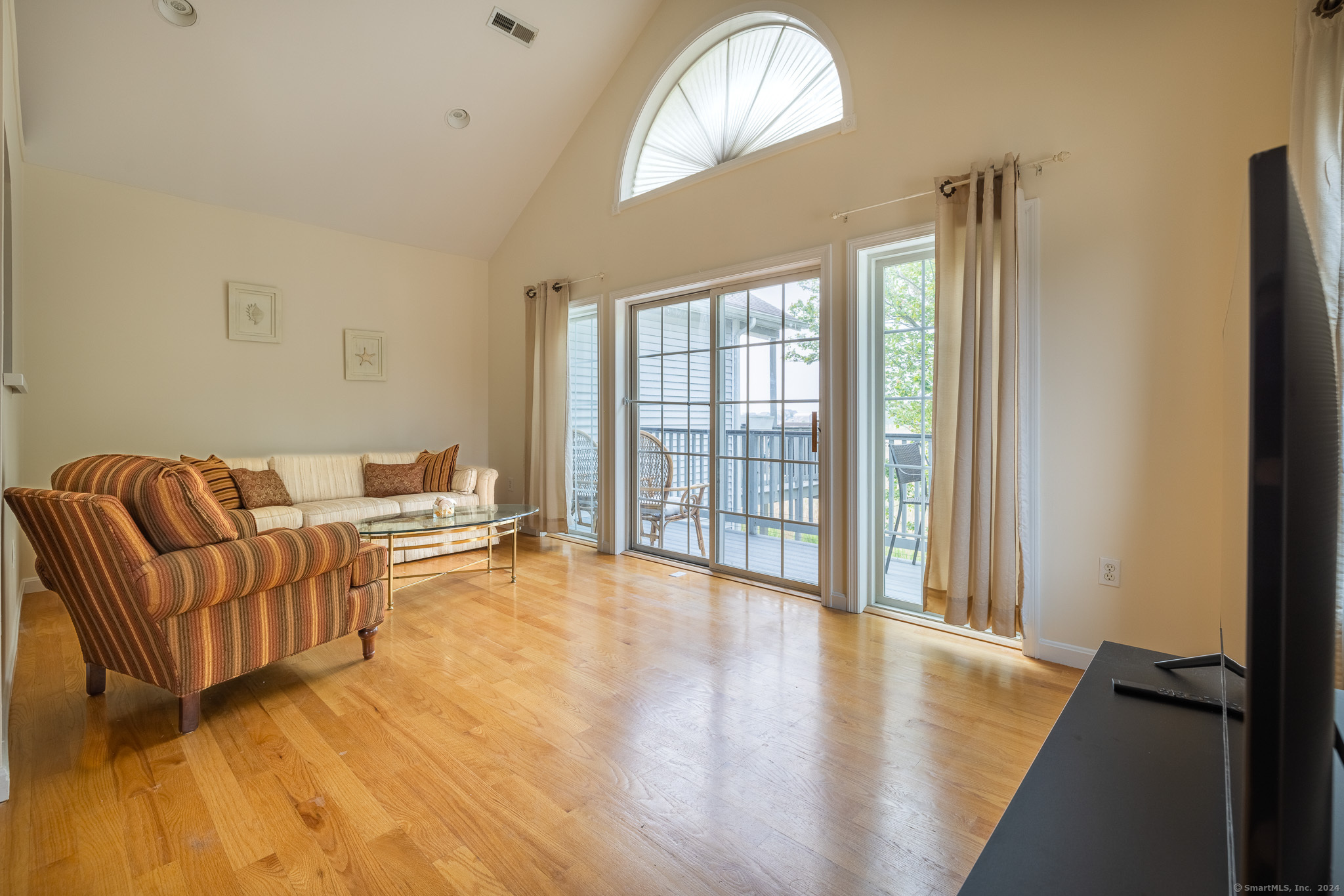 916 Reef Road Fairfield CT 06824
