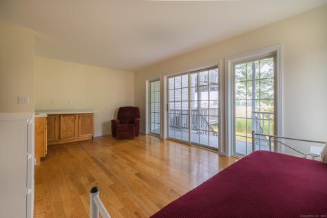 916 Reef Road Fairfield CT 06824