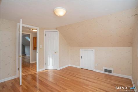 34 John Smith Drive West Hartford CT 06107
