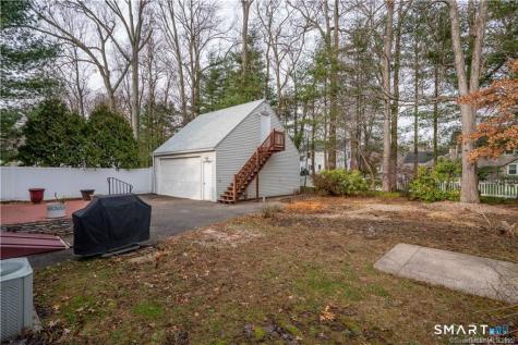 34 John Smith Drive West Hartford CT 06107