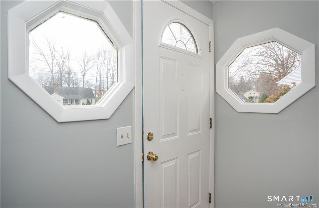34 John Smith Drive West Hartford CT 06107