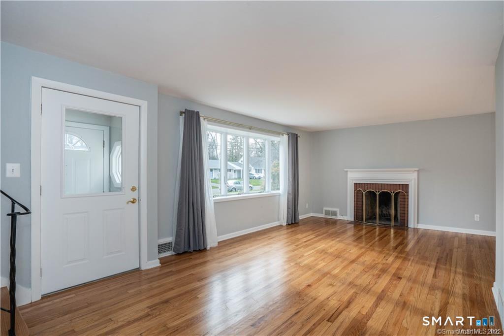34 John Smith Drive West Hartford CT 06107