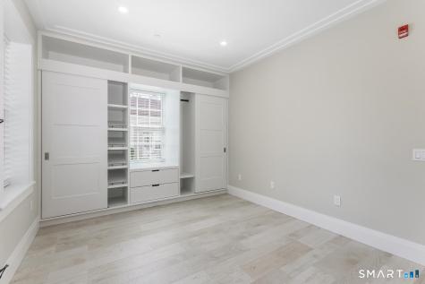 1990 Bronson Road Fairfield CT 06824