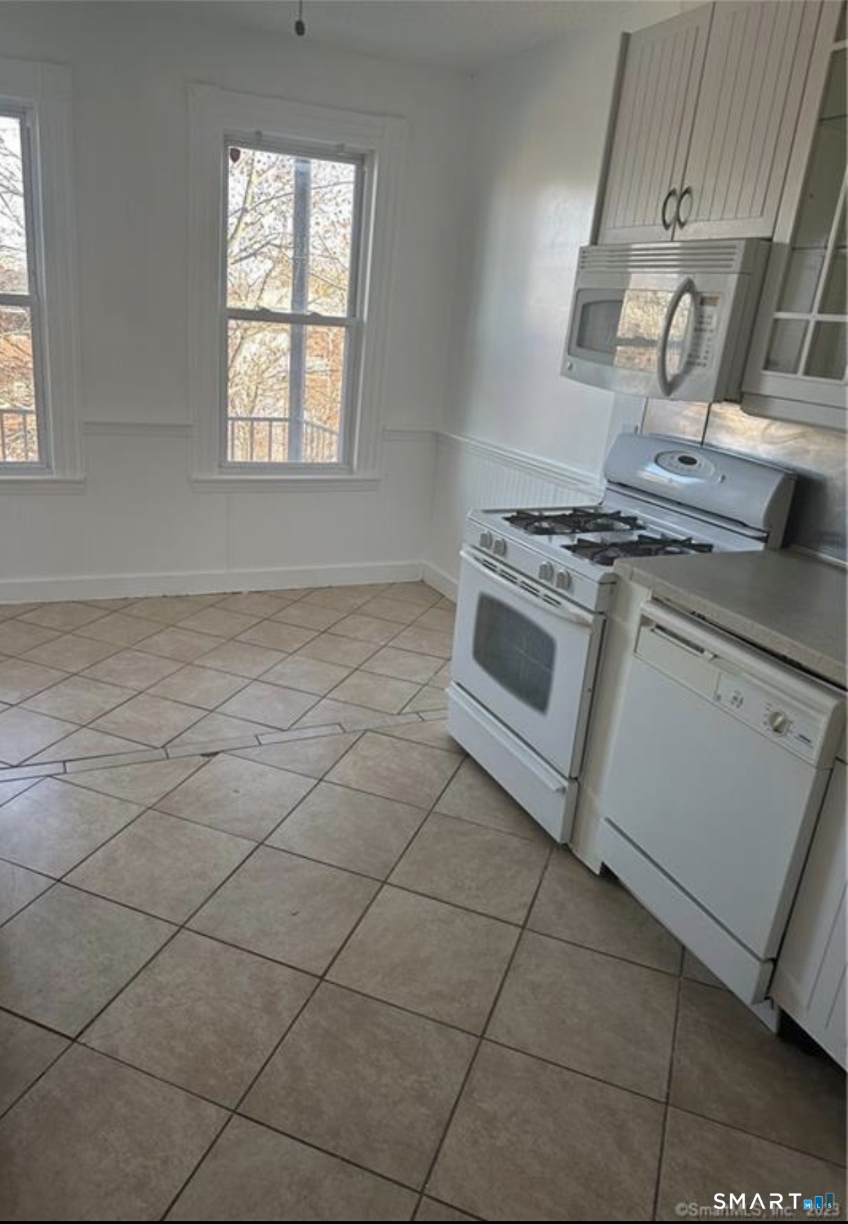 144 Putnam Street Hartford CT 06106