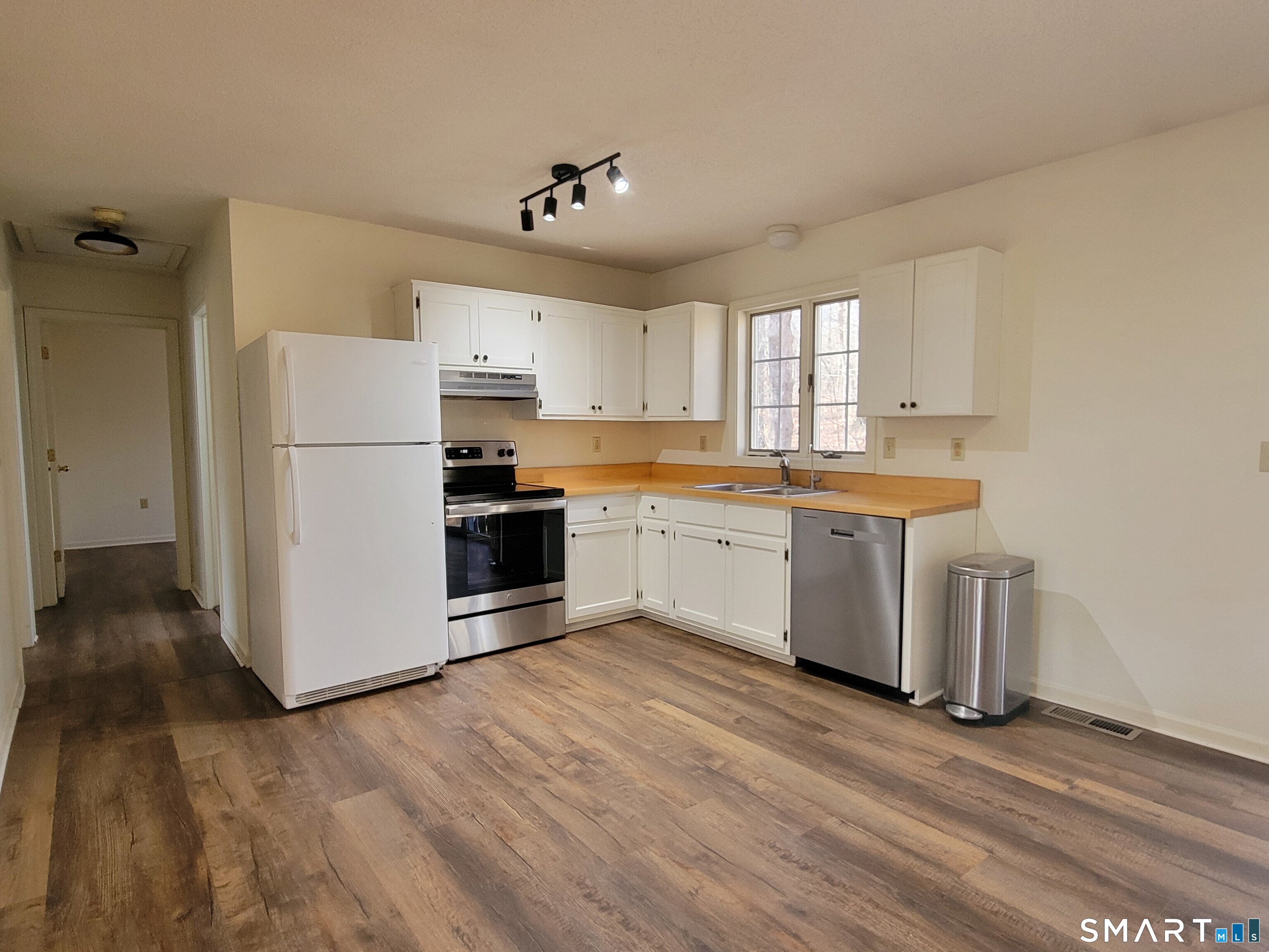 799 Middle Turnpike Mansfield CT 06268