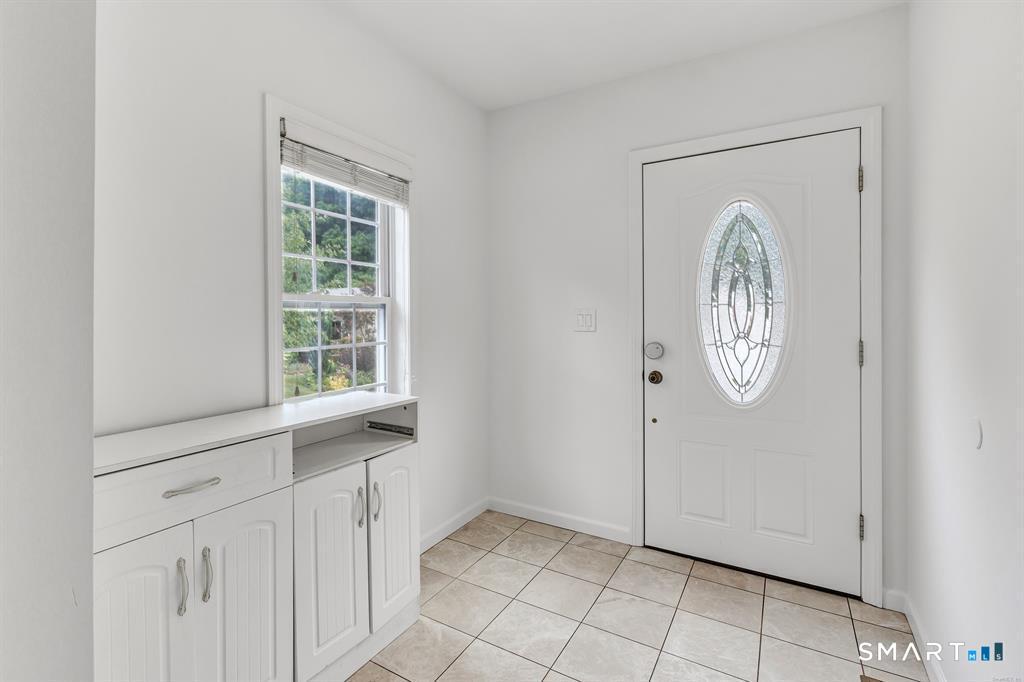 171 Henderson Road Fairfield CT 06824