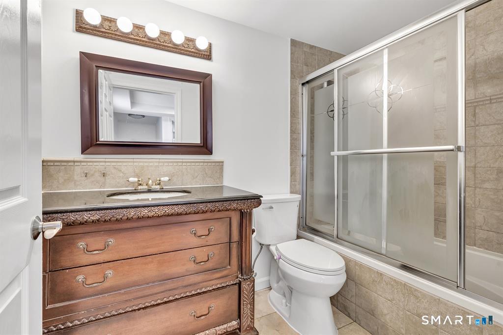 171 Henderson Road Fairfield CT 06824
