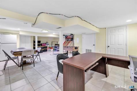 171 Henderson Road Fairfield CT 06824