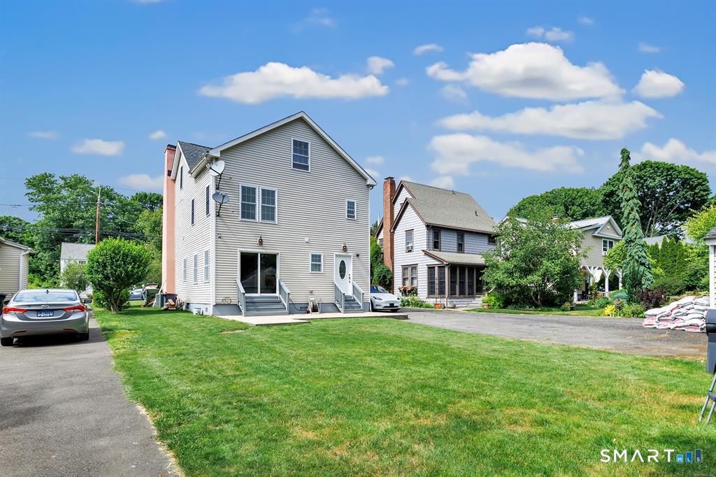 171 Henderson Road Fairfield CT 06824