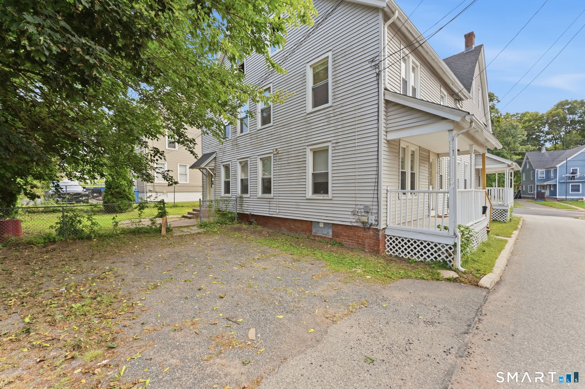 203 Center Street Manchester CT 06040