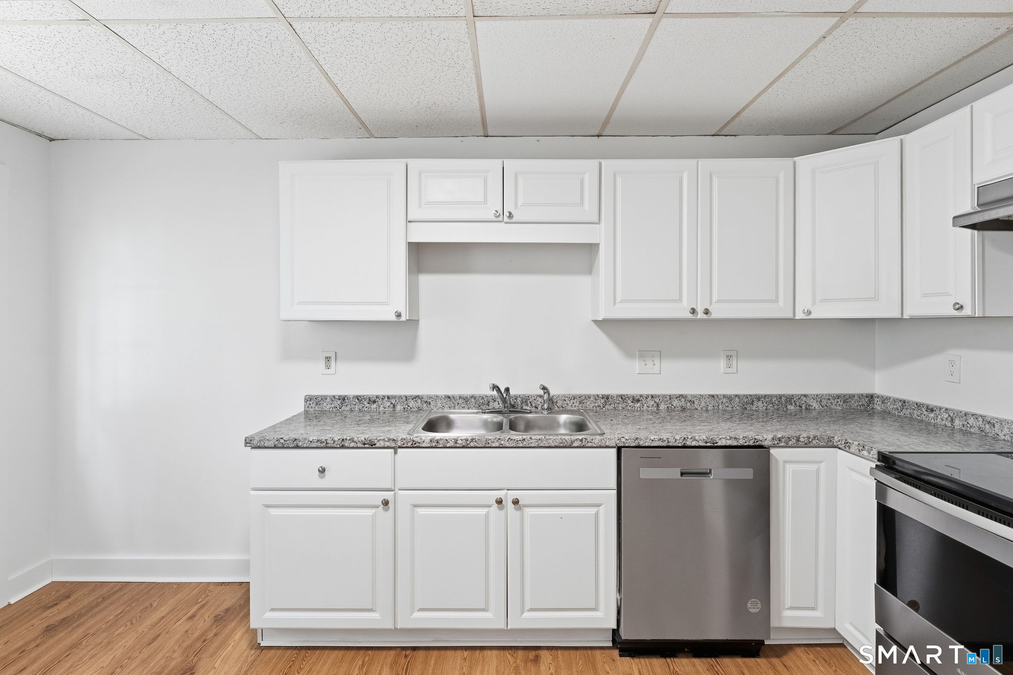 203 Center Street Manchester CT 06040