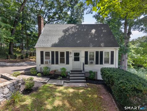 224 Anns Farm Road Hamden CT 06518