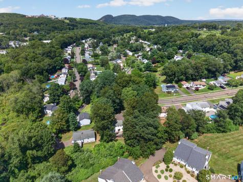 224 Anns Farm Road Hamden CT 06518