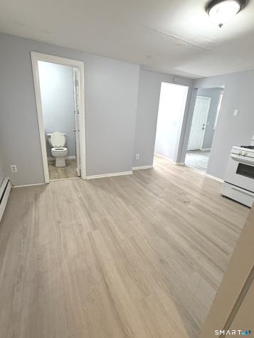 8 Lawrence Street Waterbury CT 06708