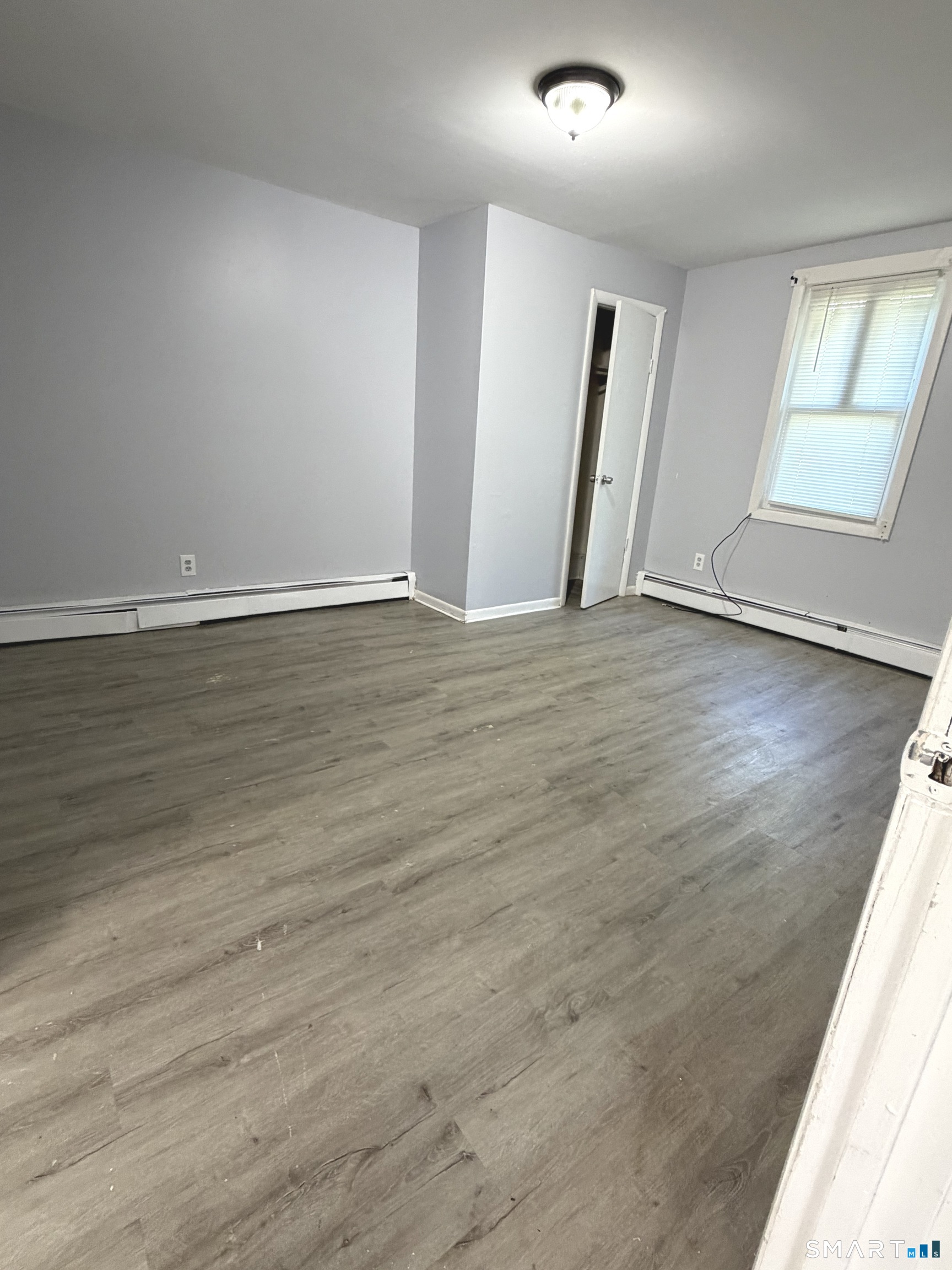 8 Lawrence Street Waterbury CT 06708