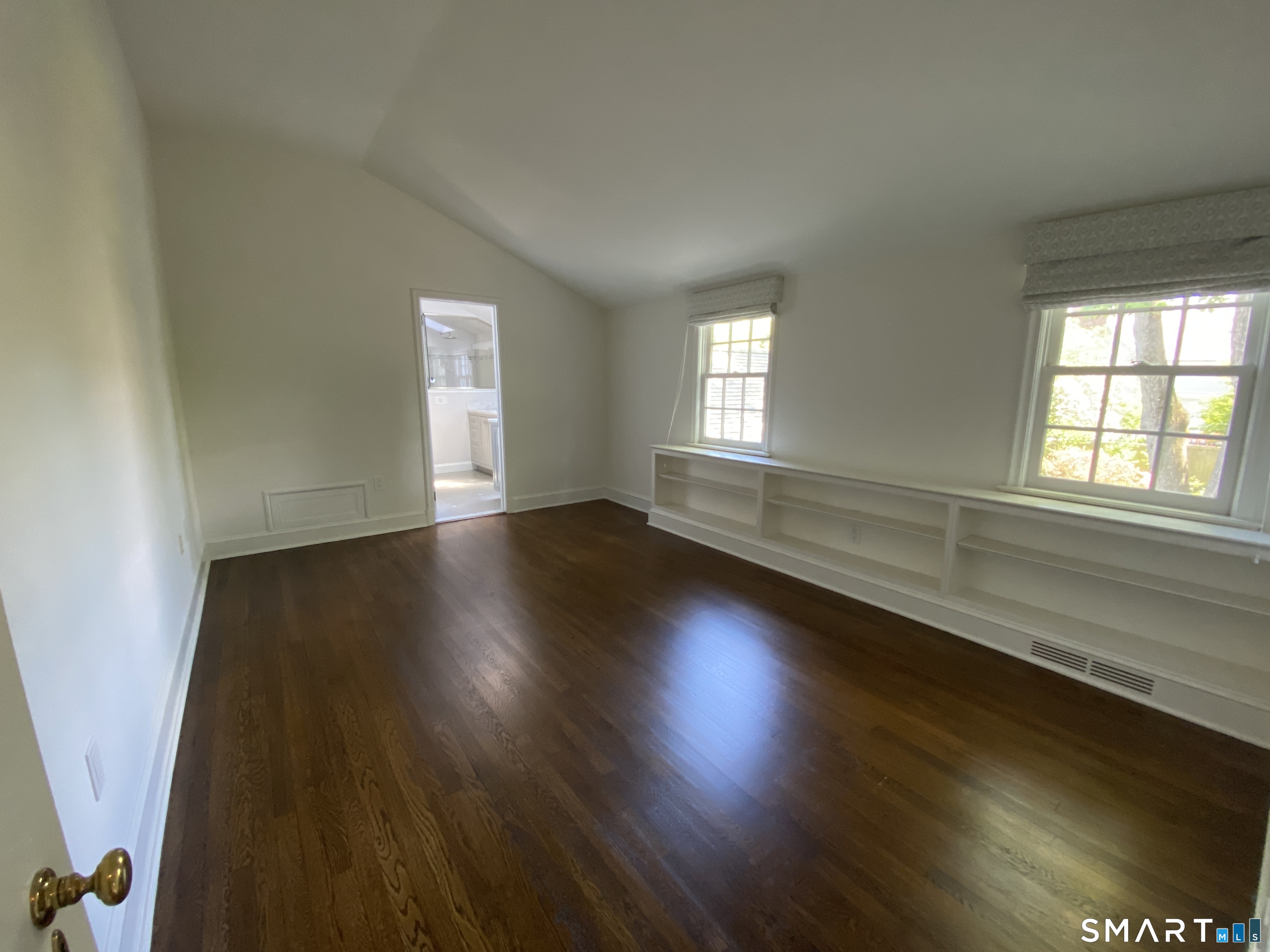 51 Hawthorne Road New Canaan CT 06840