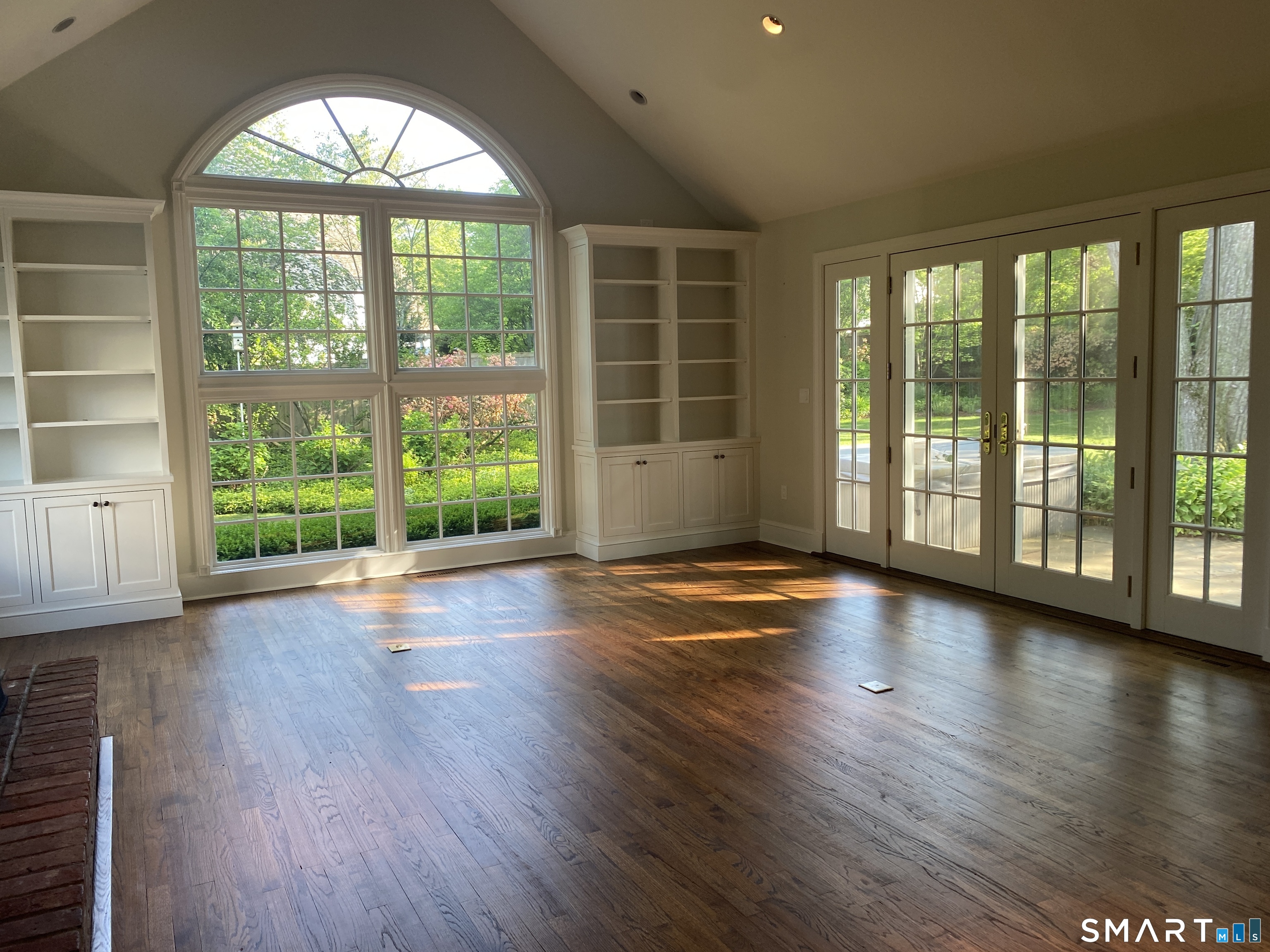 51 Hawthorne Road New Canaan CT 06840