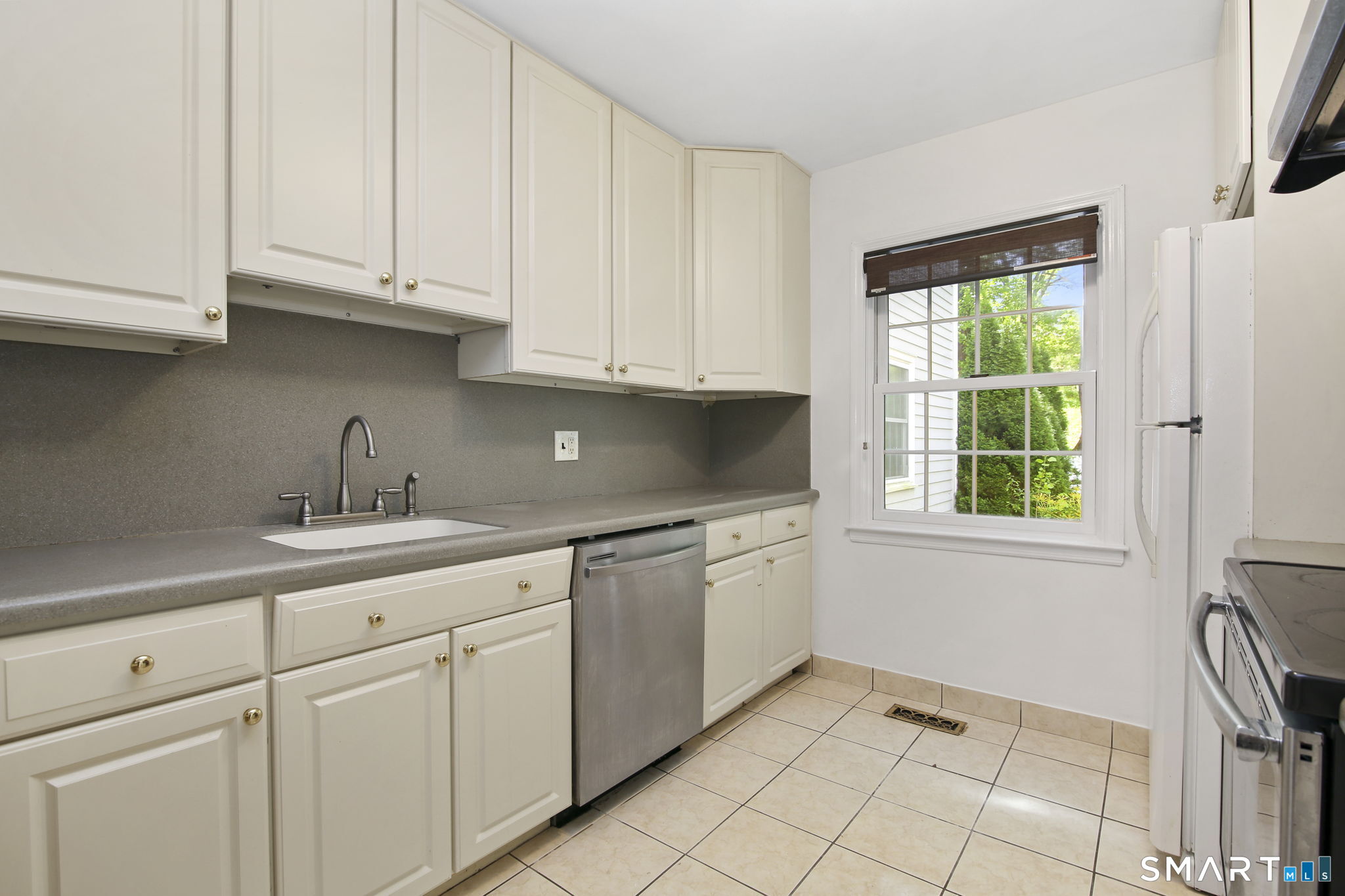 60 Greenwich Hills Drive Greenwich CT 06831
