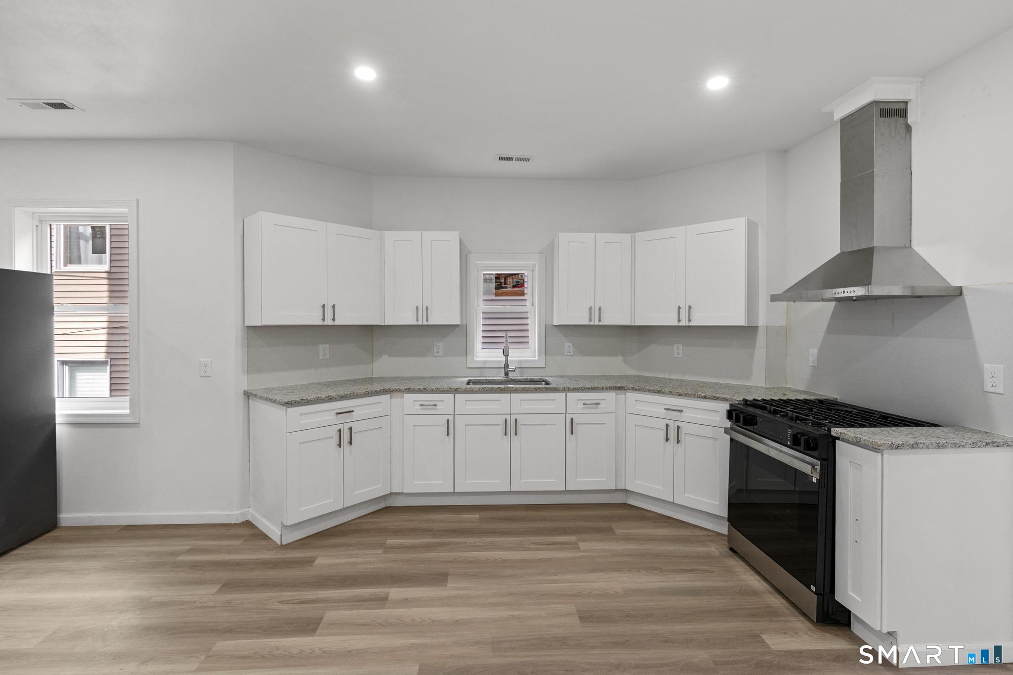 16 Arch Street Waterbury CT 06710