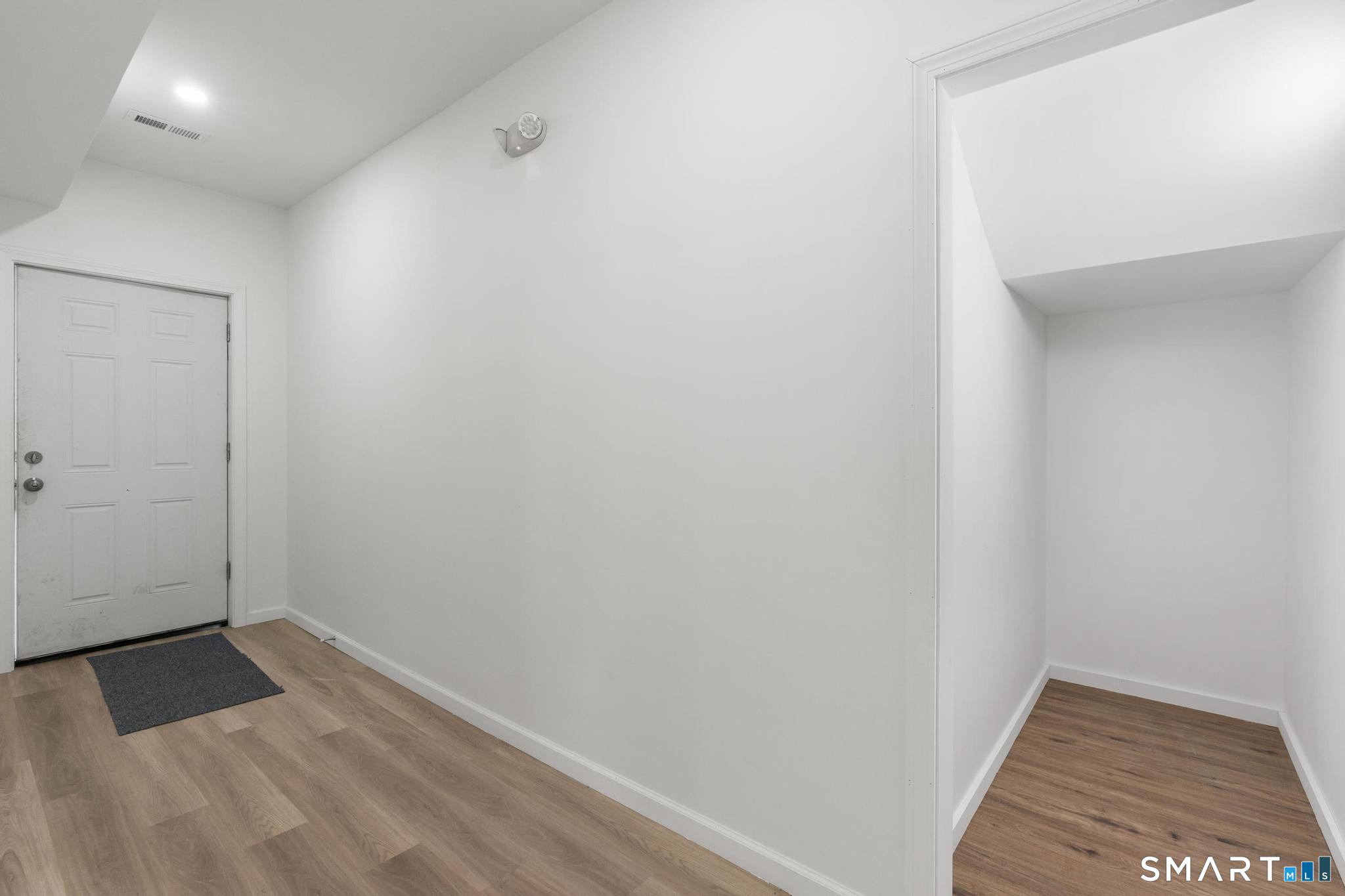 16 Arch Street Waterbury CT 06710