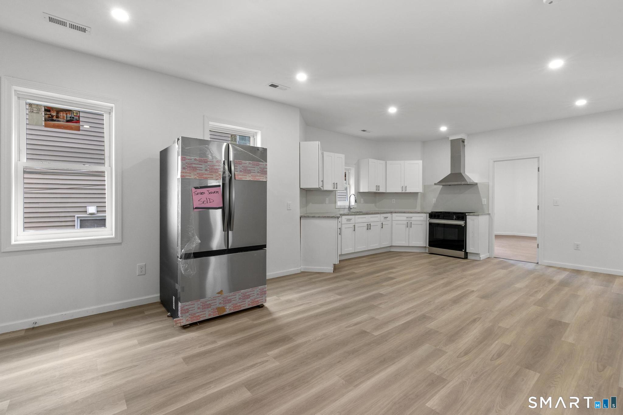 16 Arch Street Waterbury CT 06710