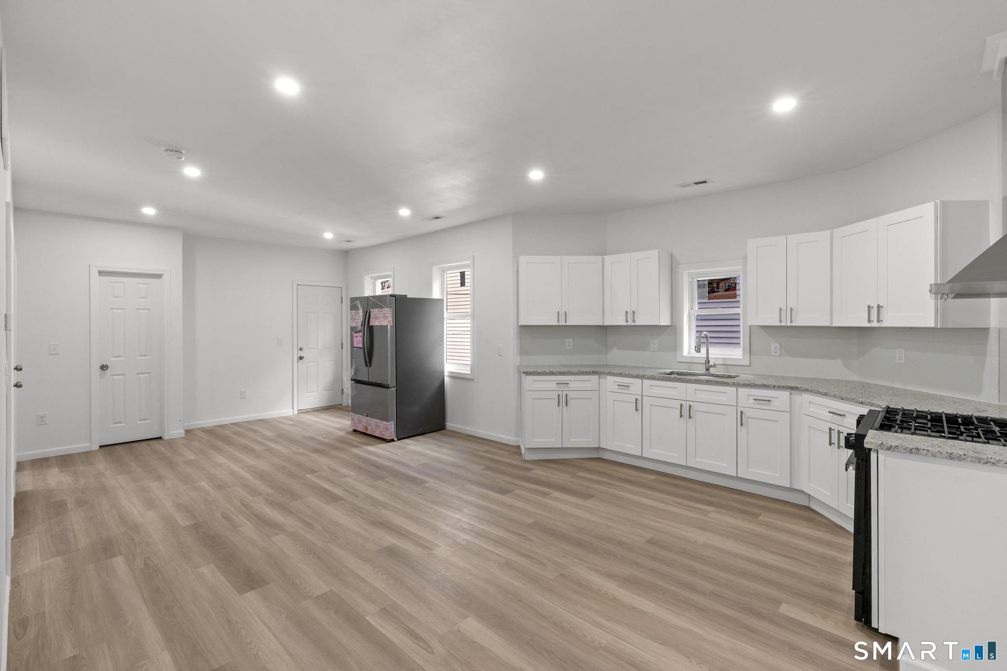 16 Arch Street Waterbury CT 06710