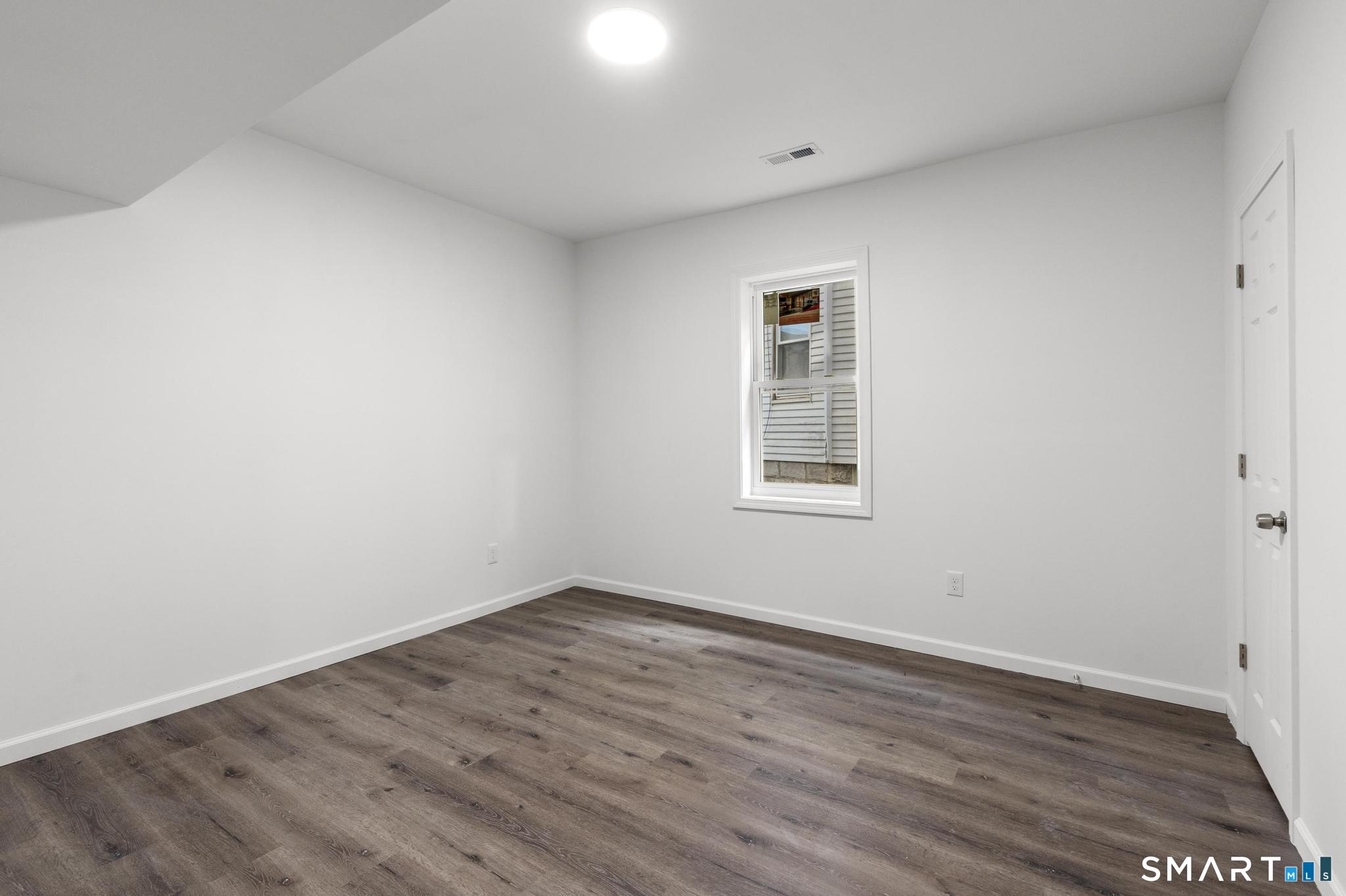16 Arch Street Waterbury CT 06710