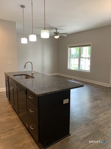 102 Edgewater Circle East Hampton CT 06424